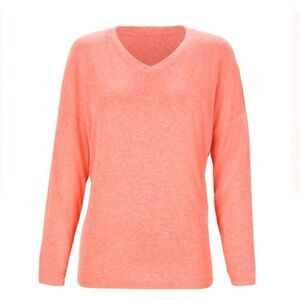 CAbi serenity tee. Size M.